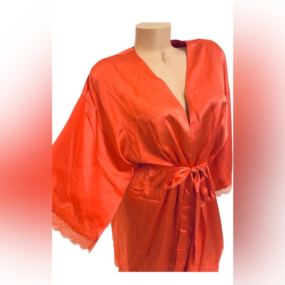 Robe Satin Victoria’s Secret Sleepwear Coral M/L - Picture 4 of 6